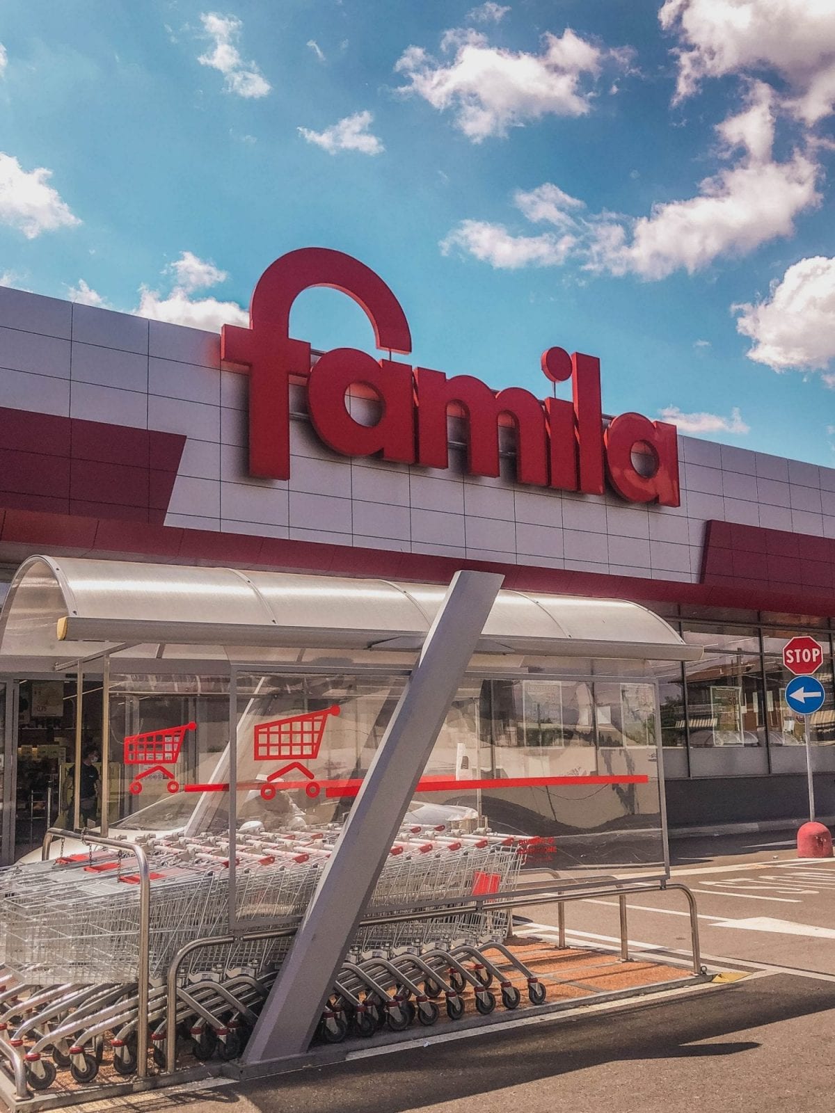 Grocery Stores in Italy An American