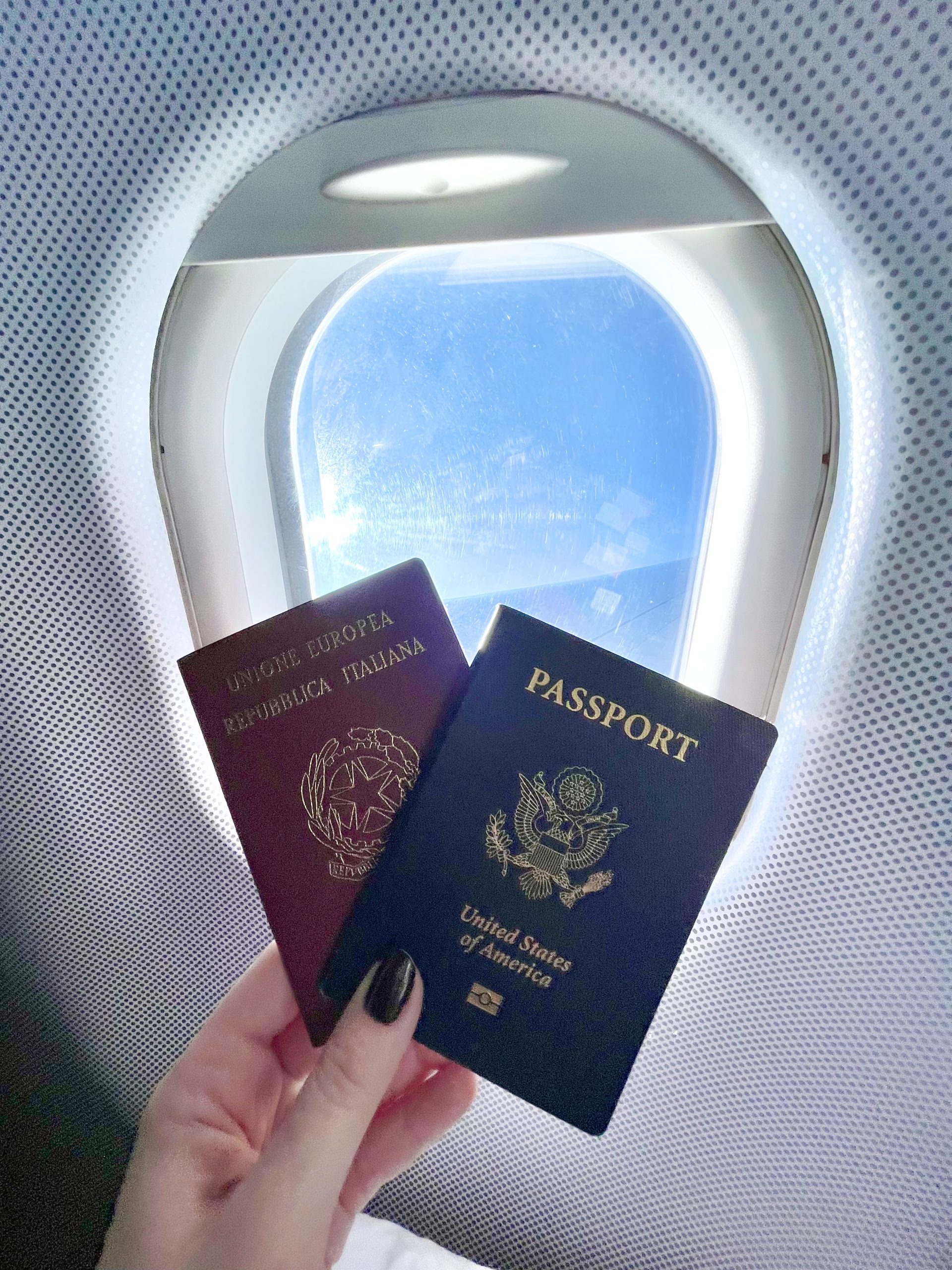 travelling with 2 passports