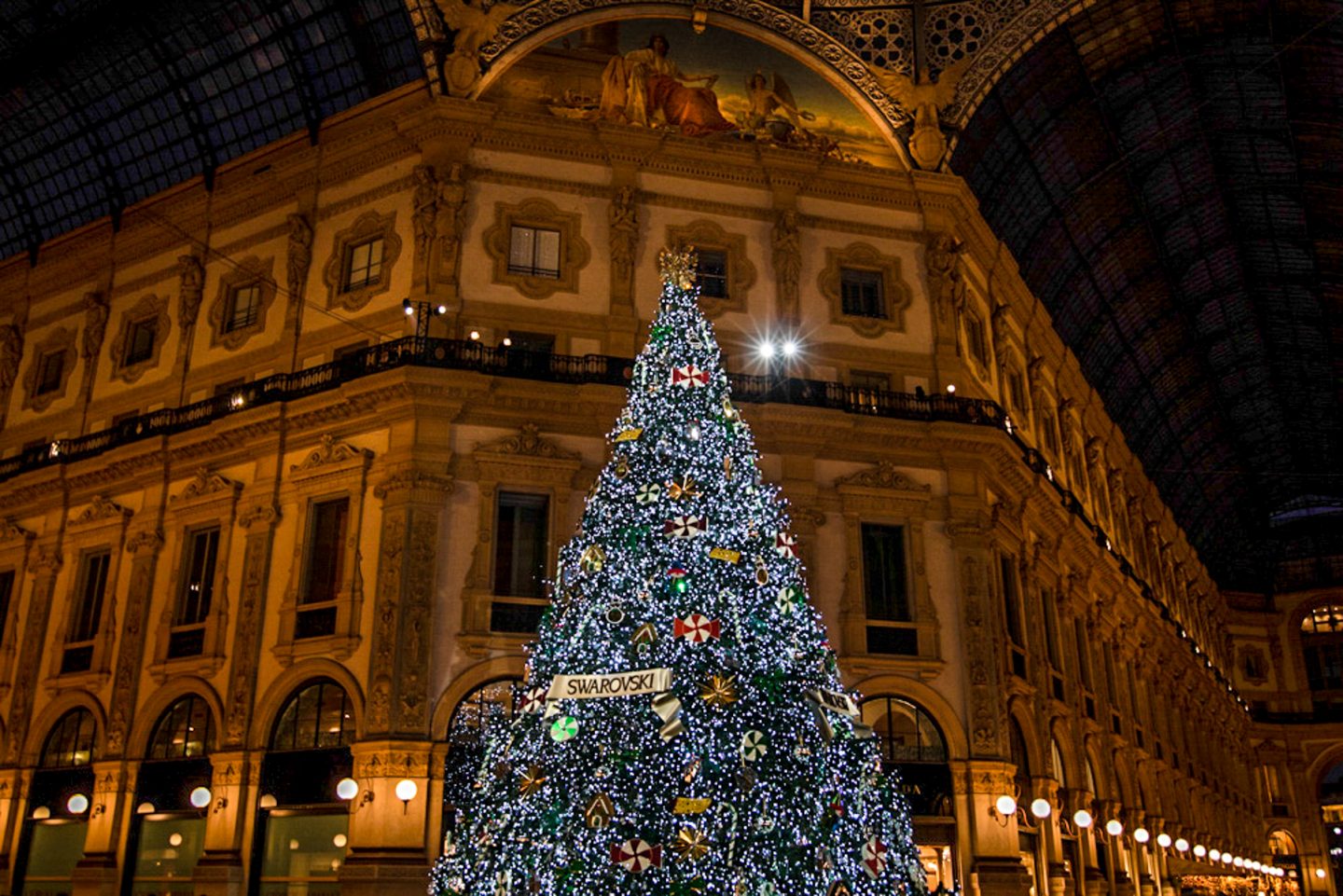 travel to italy over christmas