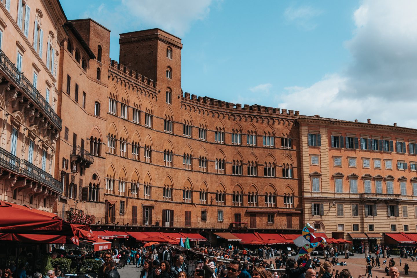 Medieval buildings curved around the Piazza del Campo, Siena